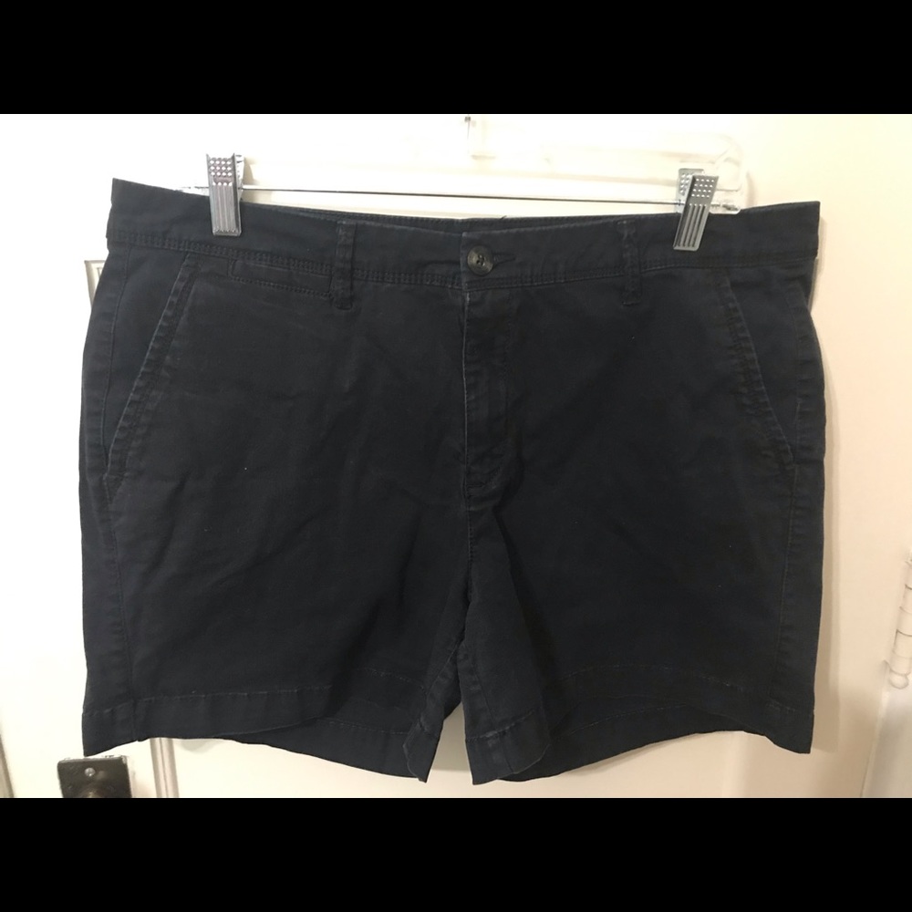 Sonoma size 14 navy shorts